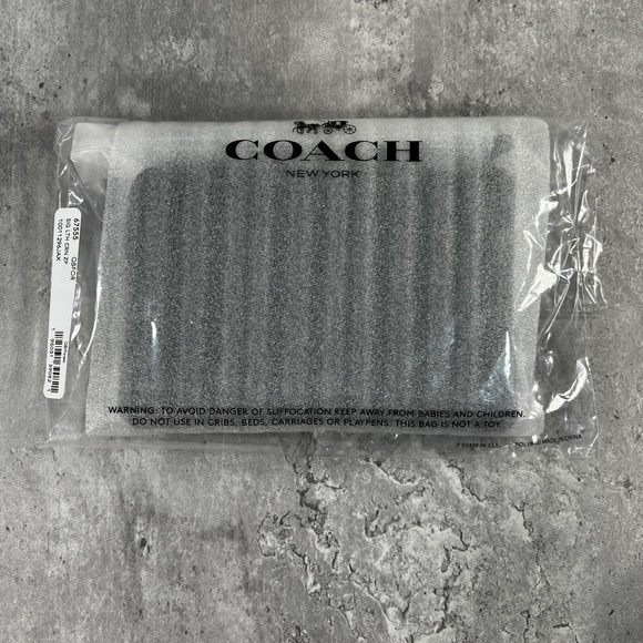 Coach Corner Zip Wristlet In Signature Leather Gunmetal/Forest - Picture 7 of 10